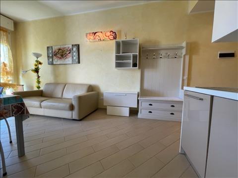 TRILOCALE 4 PIANO VISTA MARE LIDI DI SAVIO 
